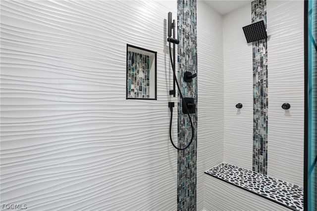 1714 Bikini CT 104, Cape Coral, FL 33904