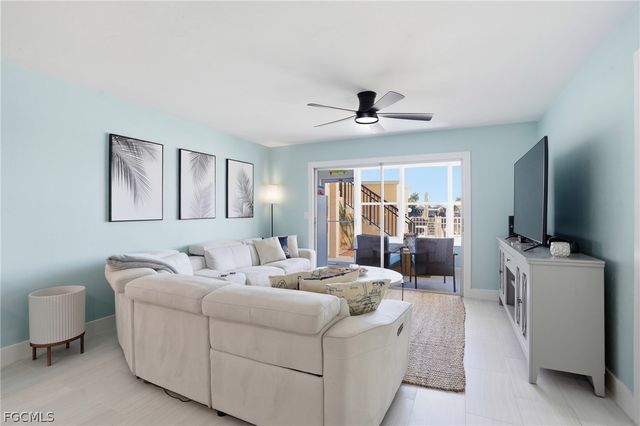 1714 Bikini CT 104, Cape Coral, FL 33904