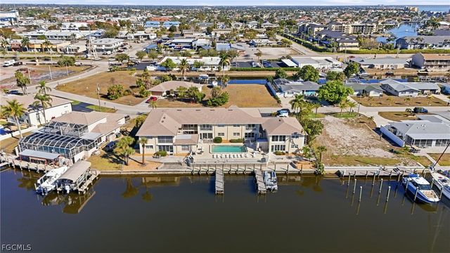 1714 Bikini CT 104, Cape Coral, FL 33904