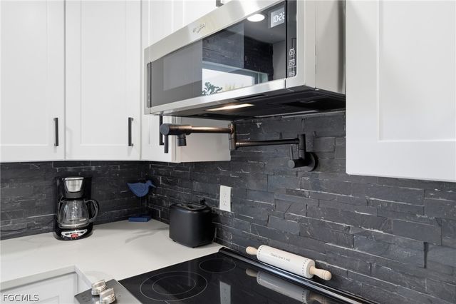 1714 Bikini CT 104, Cape Coral, FL 33904