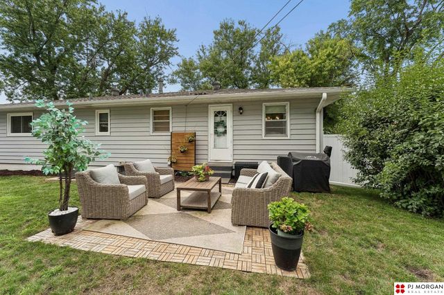 3335 S 114th Avenue, Omaha, NE 68144
