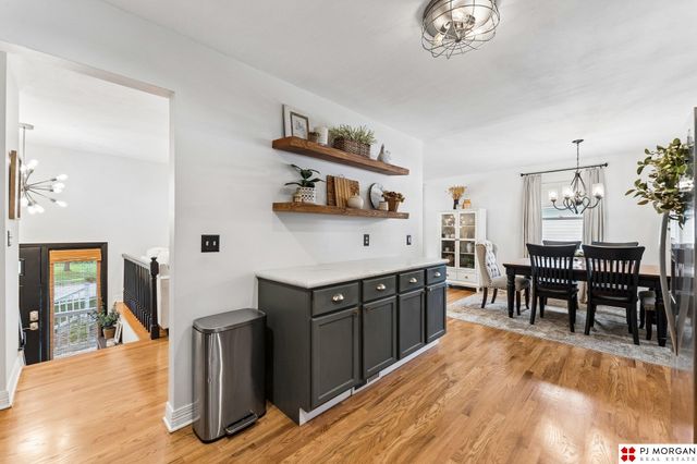 3335 S 114th Avenue, Omaha, NE 68144