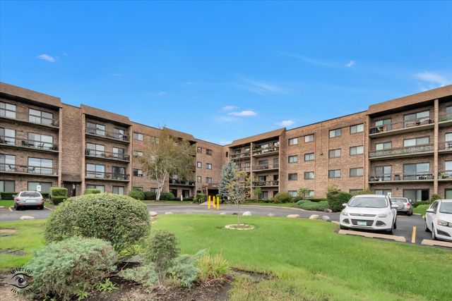 1400 N Elmhurst Road 119, Mount Prospect, IL 60056