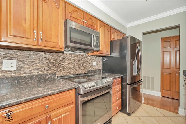 1400 N Elmhurst Road 119, Mount Prospect, IL 60056