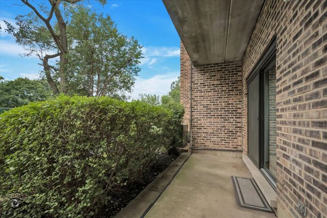 1400 N Elmhurst Road 119, Mount Prospect, IL 60056