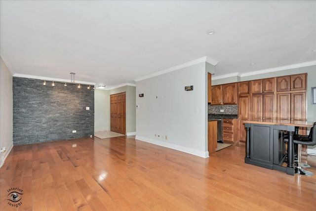 1400 N Elmhurst Road 119, Mount Prospect, IL 60056