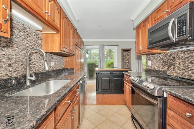 1400 N Elmhurst Road 119, Mount Prospect, IL 60056