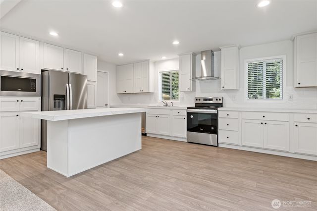 4893 Barbara Lane SE, Olalla, WA 98359