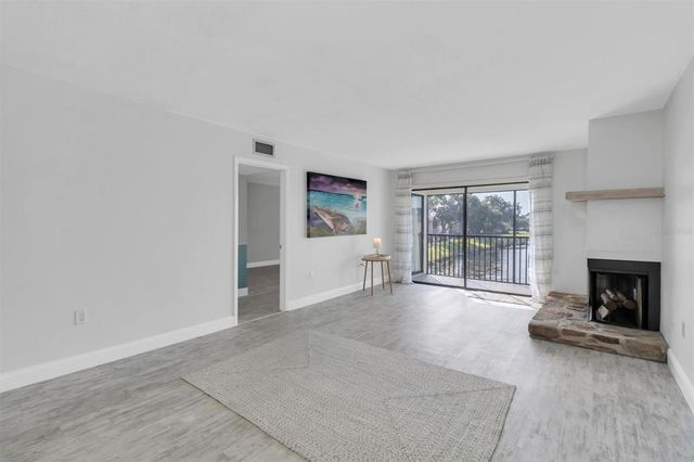 108 LAKEVIEW PLACE 108, Oldsmar, FL 34677