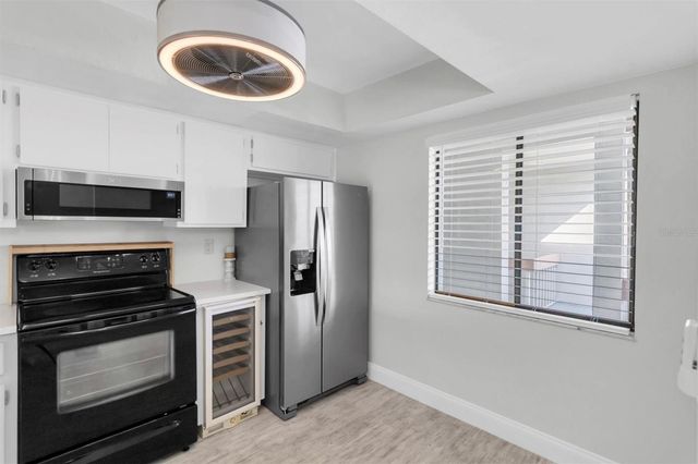 108 LAKEVIEW PLACE 108, Oldsmar, FL 34677