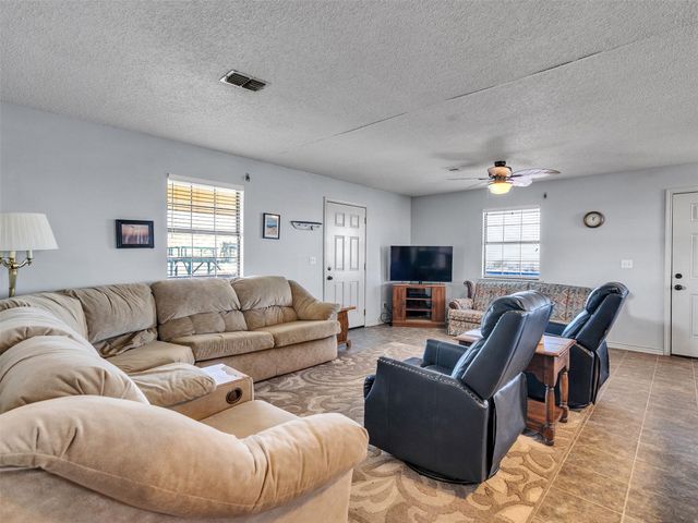 4062 Fm-2031 Beach Road, Matagorda, TX 77414