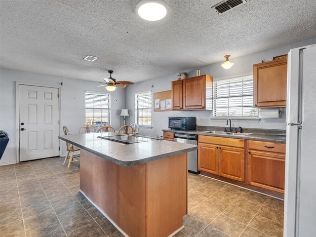 4062 Fm-2031 Beach Road, Matagorda, TX 77414