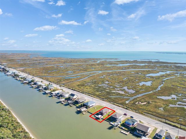 4062 Fm-2031 Beach Road, Matagorda, TX 77414