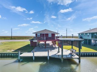 4062 Fm-2031 Beach Road, Matagorda, TX 77414
