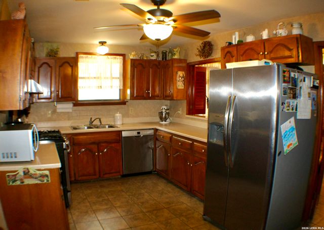 10950 Paloma, Helotes, TX 78023