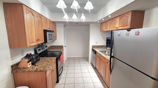 2455 Lindell Boulevard 3405, Delray Beach, FL 33444