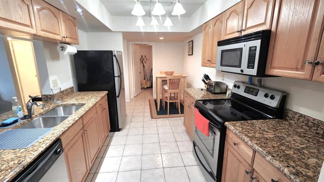 2455 Lindell Boulevard 3405, Delray Beach, FL 33444