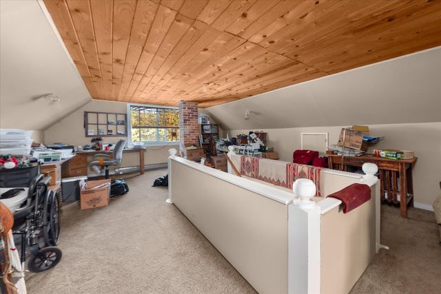 8410 W Valley Rd, Clayton, WA 99110