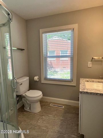 108 N Warren Street, Greenville, NC 27858