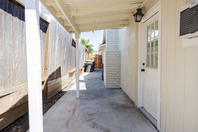 5994 Jeanine Dr, Sacramento, CA 95842