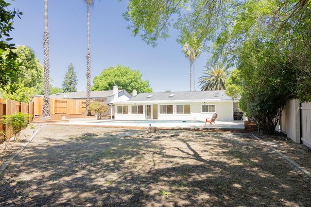5994 Jeanine Dr, Sacramento, CA 95842