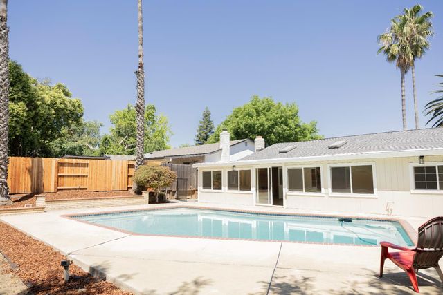 5994 Jeanine Dr, Sacramento, CA 95842