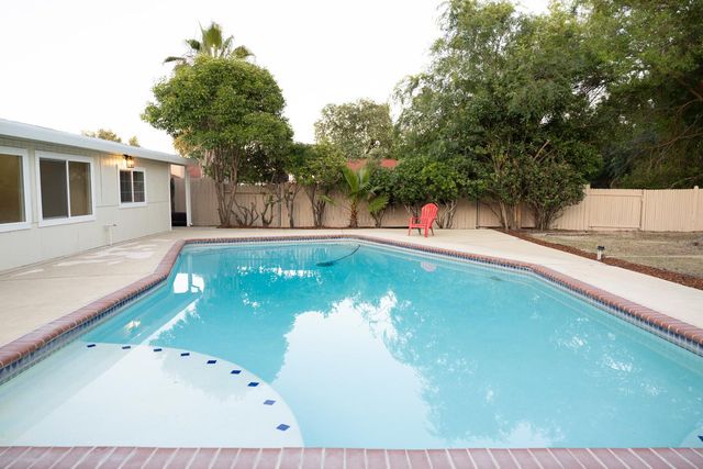 5994 Jeanine Dr, Sacramento, CA 95842