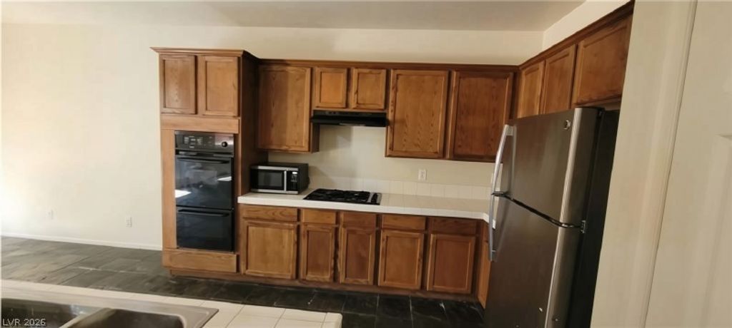 4821 Whisper Lake Avenue, Las Vegas, NV 89131 — photo 4