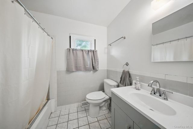 109 Long Lane, Bloomingburg, NY 12721