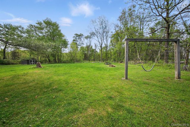 109 Long Lane, Bloomingburg, NY 12721