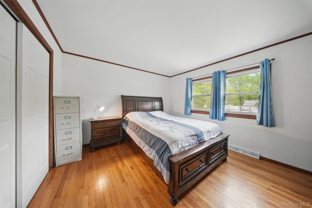 109 Long Lane, Bloomingburg, NY 12721