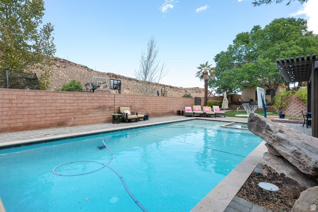 2712 RIO VISTA DR, St. George, UT 84790