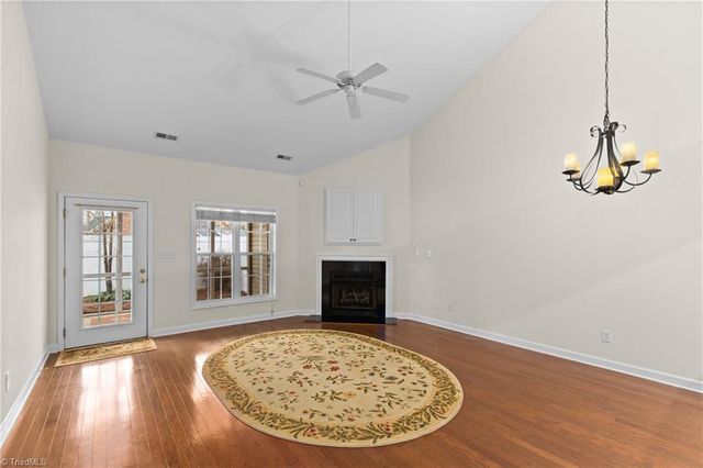 111 N Wentworth Drive, Mocksville, NC 27028