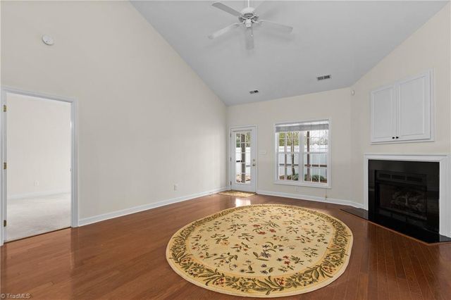 111 N Wentworth Drive, Mocksville, NC 27028