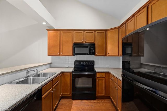 111 N Wentworth Drive, Mocksville, NC 27028