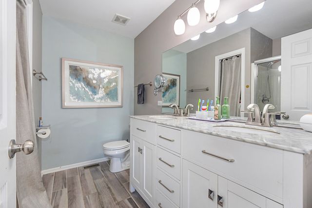 26321 S Magnolia Lane, Channahon, IL 60410