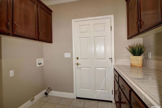 3520 Emerson Drive, Roseville, CA 95661