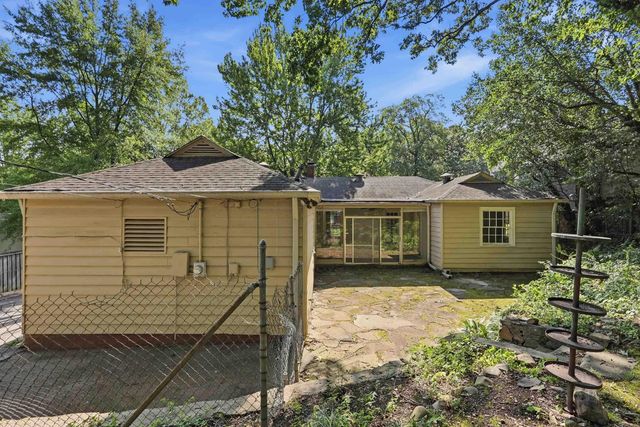 720 N Oak Street, Little Rock, AR 72205