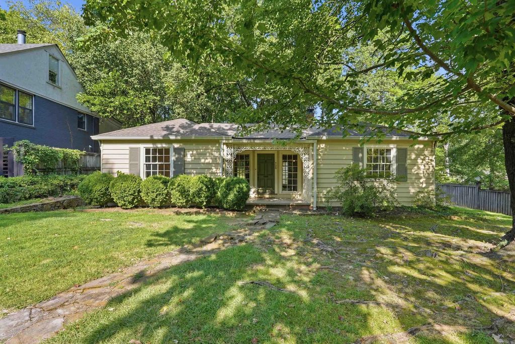 720 N Oak Street, Little Rock, AR 72205