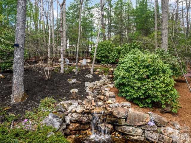 67 White Ash Drive, Asheville, NC 28803