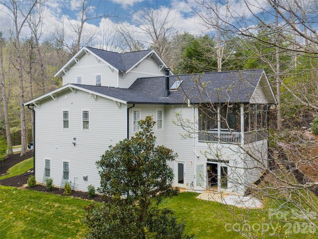 67 White Ash Drive, Asheville, NC 28803