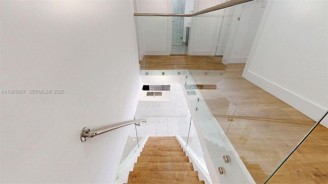 8212 NW 8th Pl 2, Plantation, FL 33324