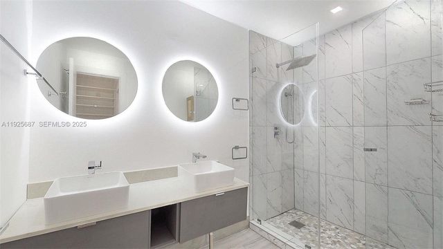 8212 NW 8th Pl 2, Plantation, FL 33324