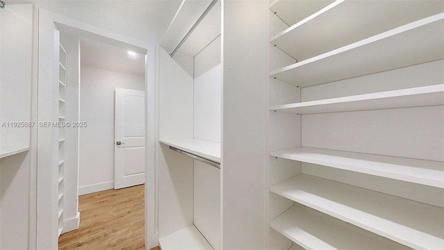 8212 NW 8th Pl 2, Plantation, FL 33324