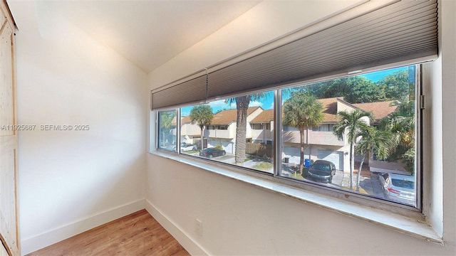 8212 NW 8th Pl 2, Plantation, FL 33324