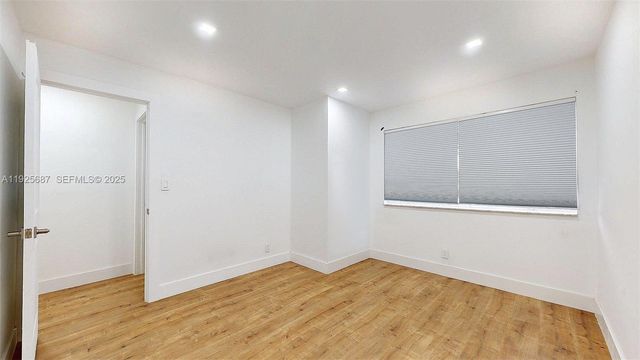 8212 NW 8th Pl 2, Plantation, FL 33324