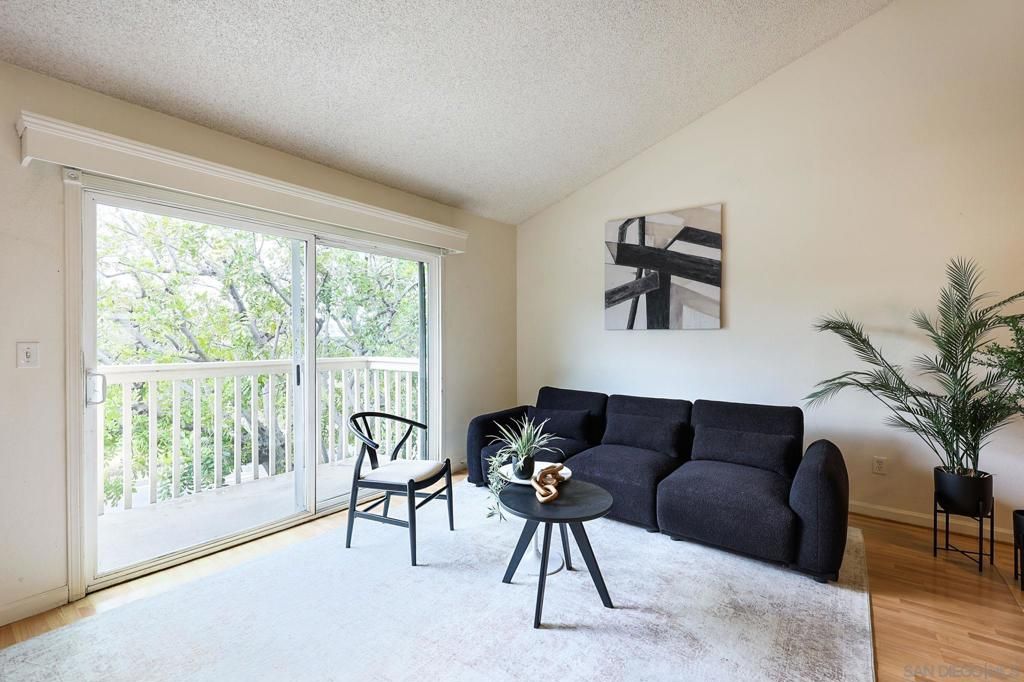 Image 10 of property listing at 7700 Parkway Dr Unit 2, La Mesa, CA 91942