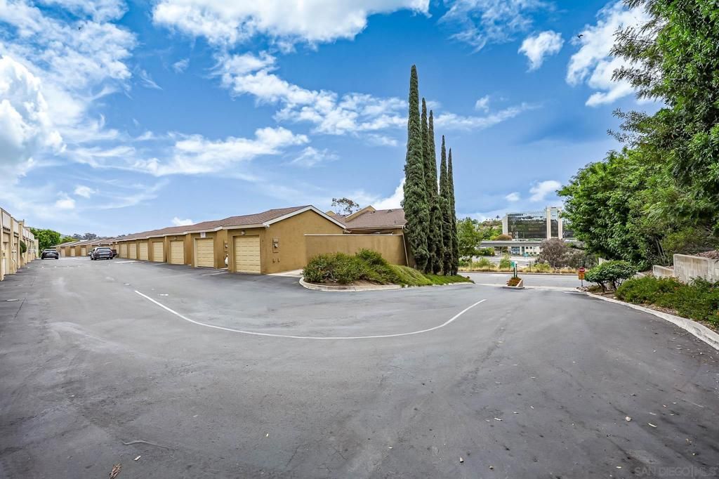 Image 35 of property listing at 7700 Parkway Dr Unit 2, La Mesa, CA 91942