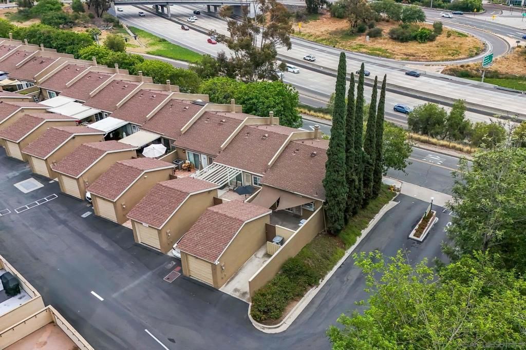 Image 40 of property listing at 7700 Parkway Dr Unit 2, La Mesa, CA 91942