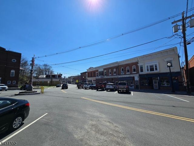 75 Main St, Sussex Boro, NJ 07461